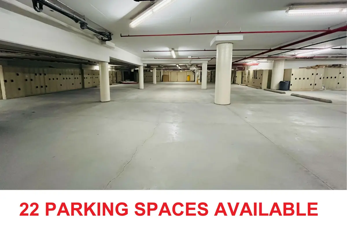 105 Gordon Baker RD, Toronto C15, ON M2H 3P8
