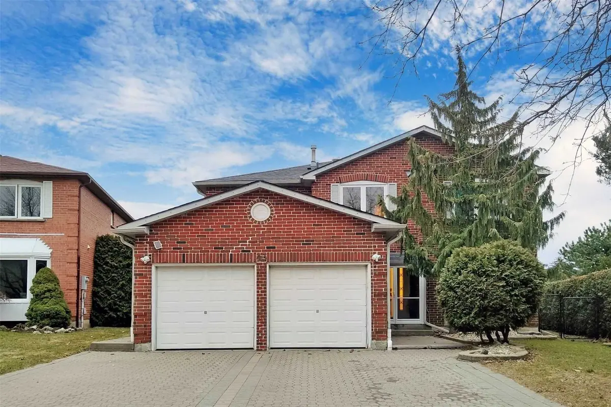 43 Topham CRES, Richmond Hill, ON L4C 9H1