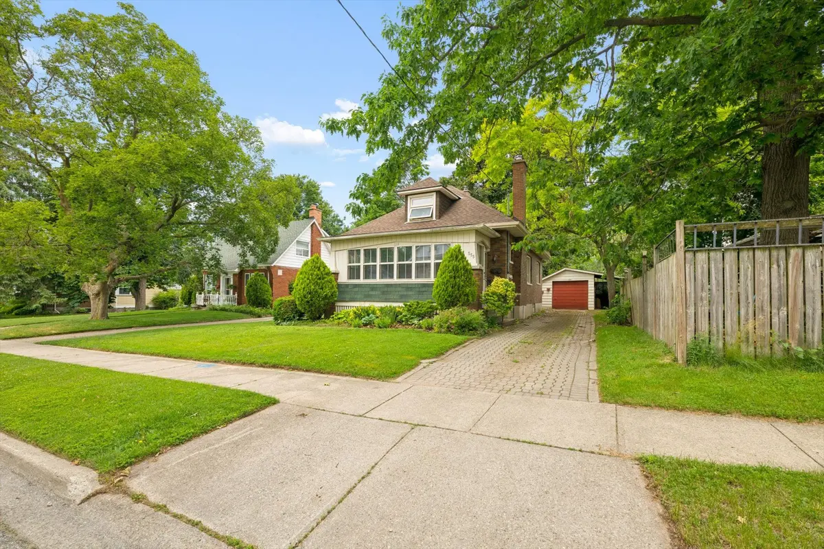 555 Hamilton ST, Cambridge, ON N3H 3E1