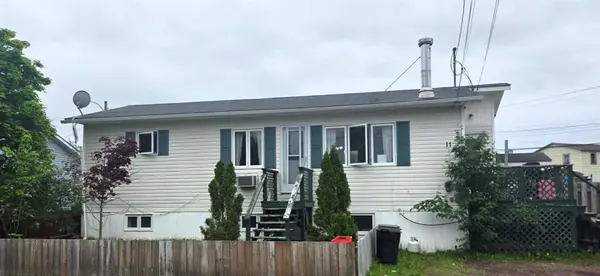 11 Country Road, Grand Falls-windsor, NL A2B 1C4