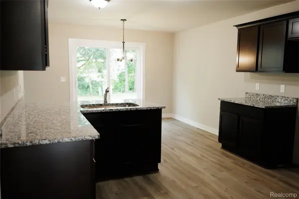 20220 Finley ST, Clinton Charter Township, MI 48035