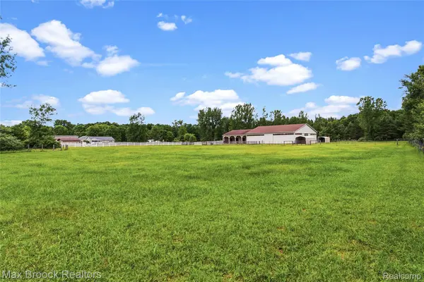 2566 N 5 Mile RD, Lincoln Township, MI 48642