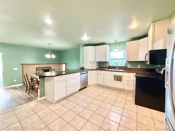 5288 Torrey RD, Mundy Township, MI 48507
