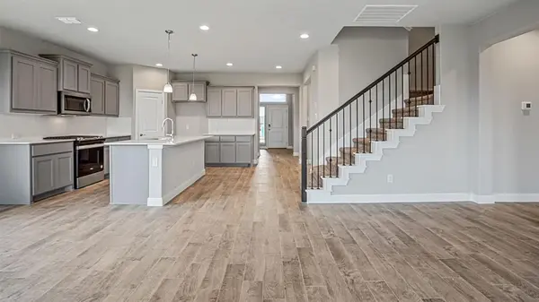 105 HUGO Court, Rhome, TX 76078