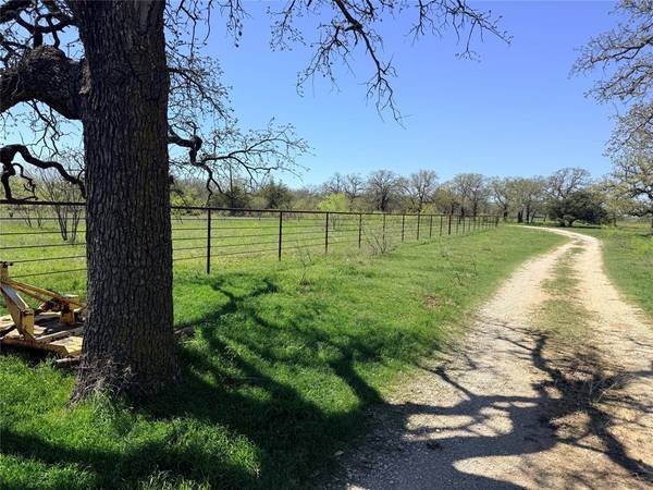 421 Erwin, Jacksboro, TX 76458