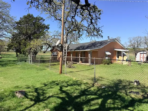 421 Erwin, Jacksboro, TX 76458