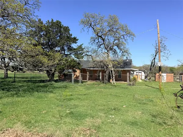 421 Erwin, Jacksboro, TX 76458