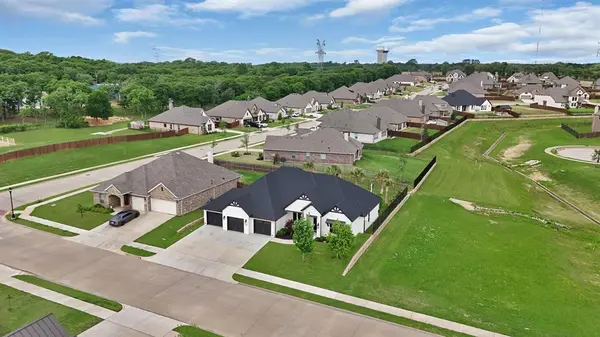 2548 Bunker Hill Drive, Burleson, TX 76028