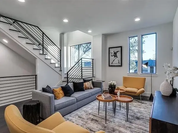 1913 Dowgate Court, Dallas, TX 75204