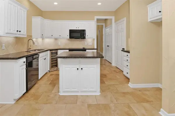 2122 Clear Lake Road, Weatherford, TX 76087