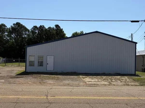 812 S Commerce St., Kilgore, TX 75662