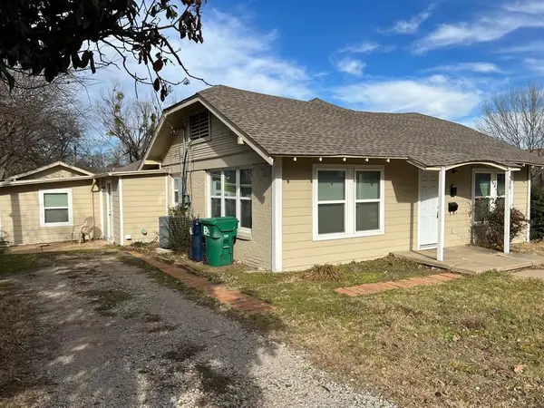 500 W Parkway Street #2, Denton, TX 76201