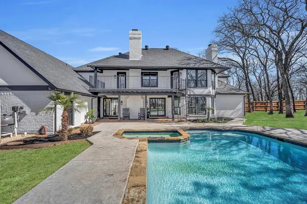 7004 Ledbetter Road, Arlington, TX 76001