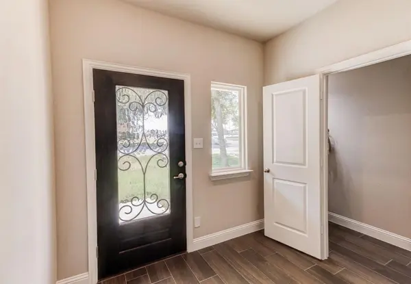 789 WA Denton Drive, Van Alstyne, TX 75495