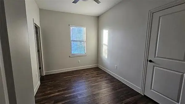706 N Main Street, Ector, TX 75439