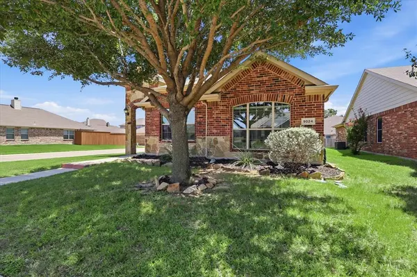 9024 Stewart Street, Cross Roads, TX 76227