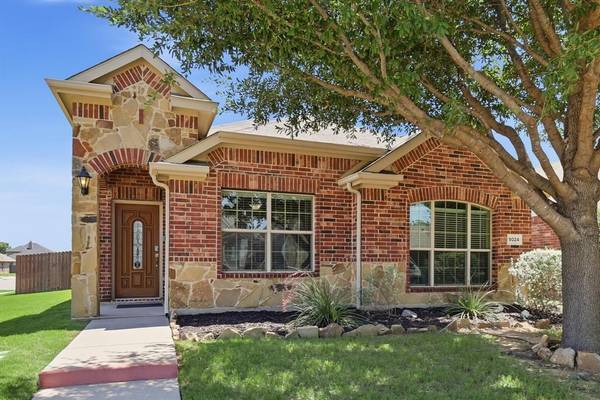 9024 Stewart Street, Cross Roads, TX 76227