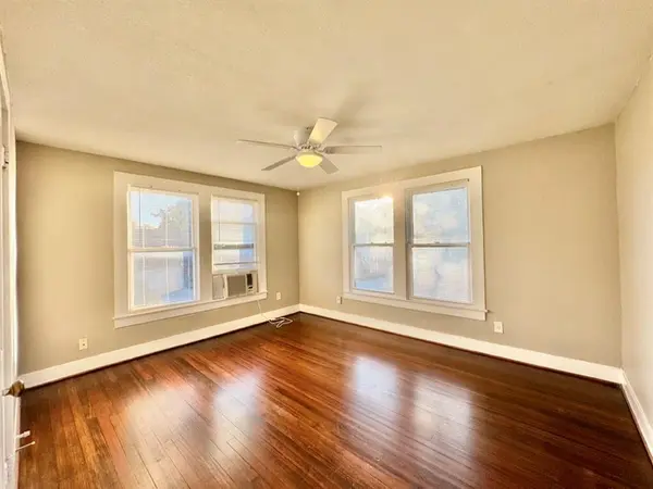 5738 Worth Street, Dallas, TX 75214