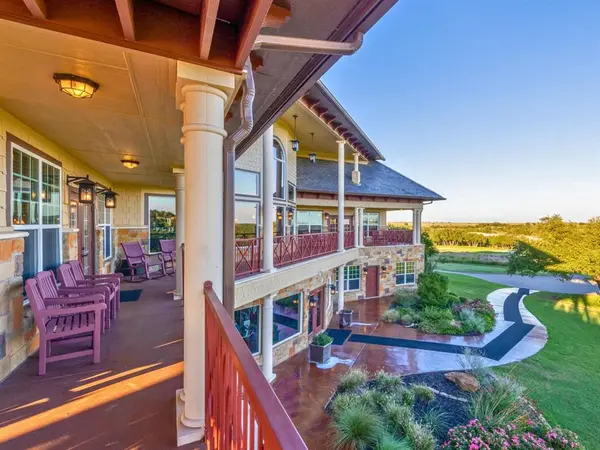6212 Canmore Lane, Cleburne, TX 76033