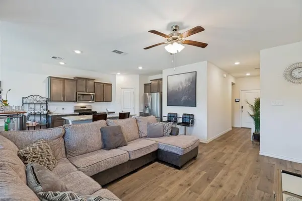 523 Summit Pass Lane, Princeton, TX 75407