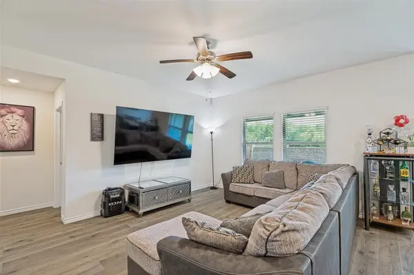 523 Summit Pass Lane, Princeton, TX 75407