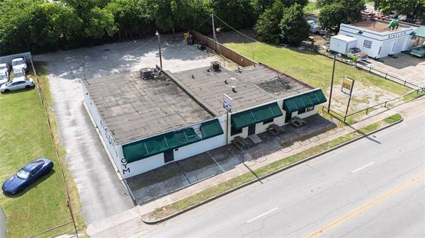 3717 Mccart Avenue, Fort Worth, TX 76110
