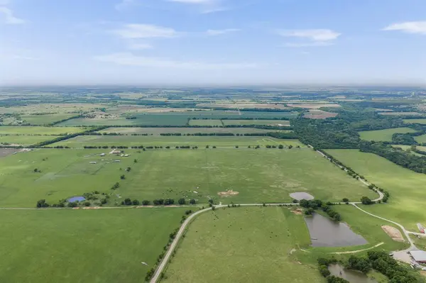 7811 County Road 1208, Rio Vista, TX 76093
