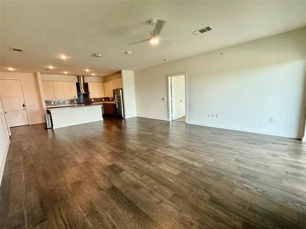 7450 Coronado Avenue #613, Dallas, TX 75214