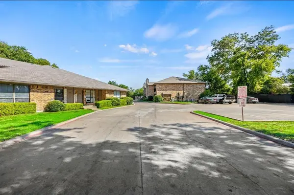 1939 Cranford Drive #102, Garland, TX 75041