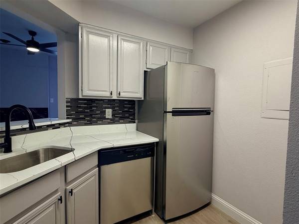 5757 Martel Avenue #B05, Dallas, TX 75206