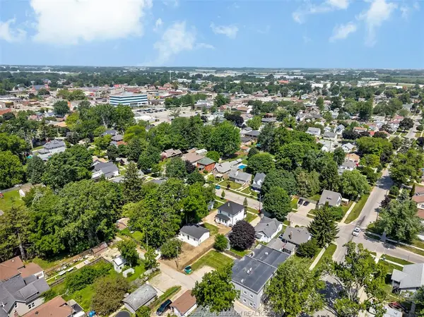 58 MARLBOROUGH Street East, Leamington, ON N8H 1W7