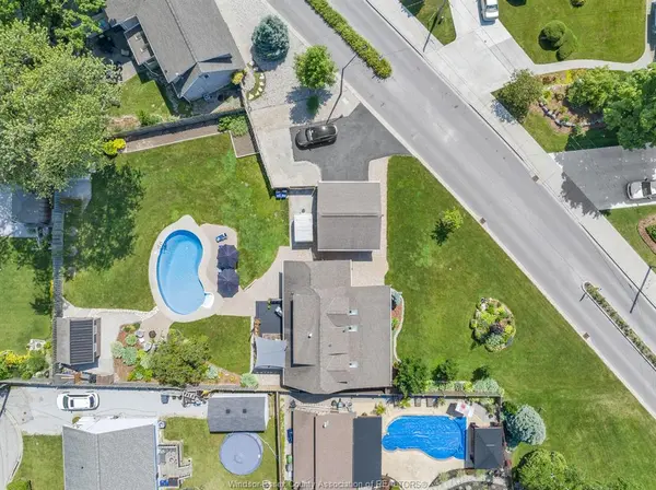 320 LAKEVIEW Avenue, Kingsville, ON N9Y 2E3