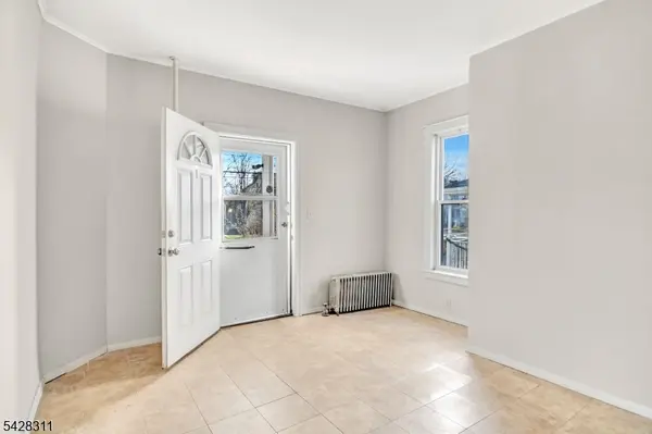 89 1St Ave, Raritan Boro, NJ 08869