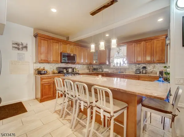 408-410 Elmora Ave, Elizabeth City, NJ 07208