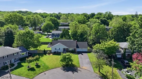 10 Happel Ct, Scotch Plains Twp., NJ 07076