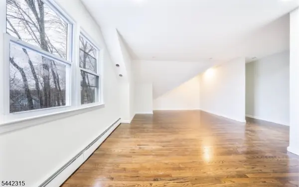 91 Broad St, Summit City, NJ 07901