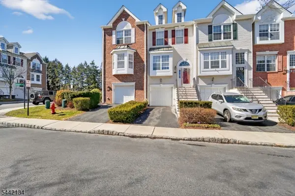 215 Barringer Dr #215, Nutley Twp., NJ 07110
