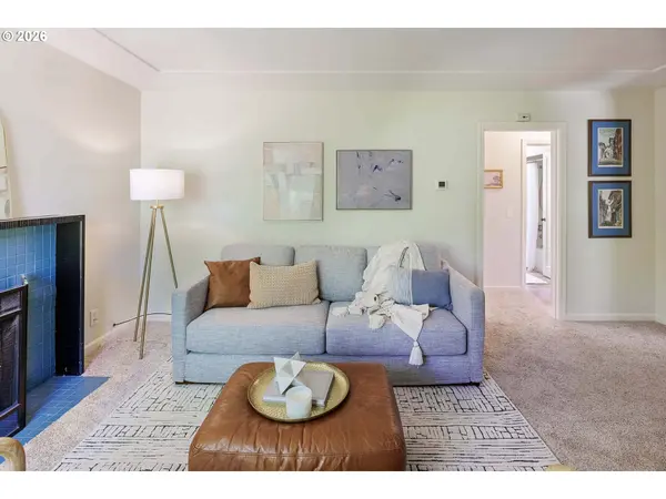 2530 SW NEVADA CT, Portland, OR 97219