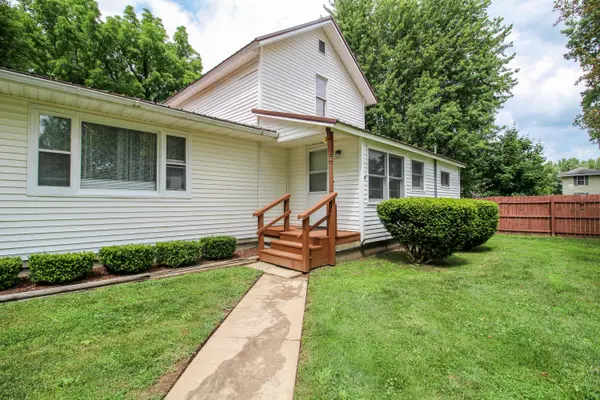 617 E Read ST, Marcellus Vllg, MI 49067