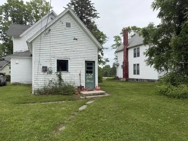 423 W Upton AVE, Reed City, MI 49677