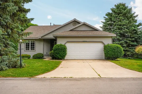 12016 S Elk RUN, Elmwood Twp, MI 49684