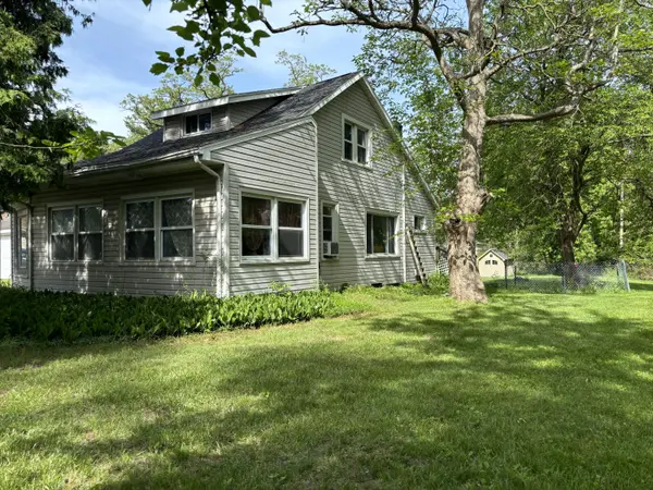2545 Massena AVE, Commerce Twp, MI 48382
