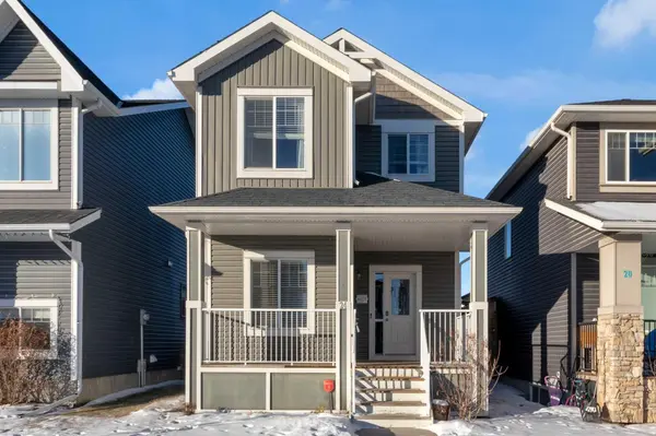 24 Fireside Burrow,  Cochrane,  AB T4C0T3