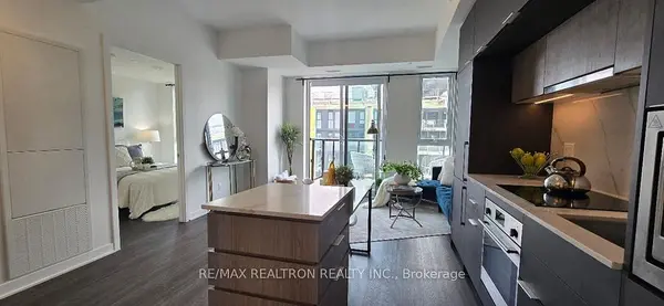 185 Alberta AVE #1208, Toronto C03, ON M6C 0A5