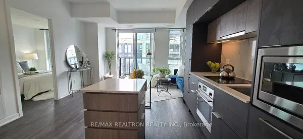 185 Alberta AVE #1208, Toronto C03, ON M6C 0A5