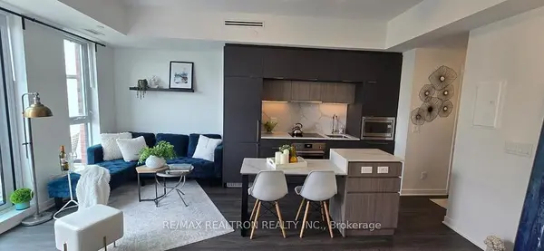 185 Alberta AVE #1208, Toronto C03, ON M6C 0A5