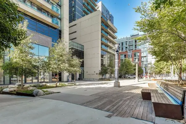 36 Lisgar ST #602W, Toronto C01, ON M6J 0C7