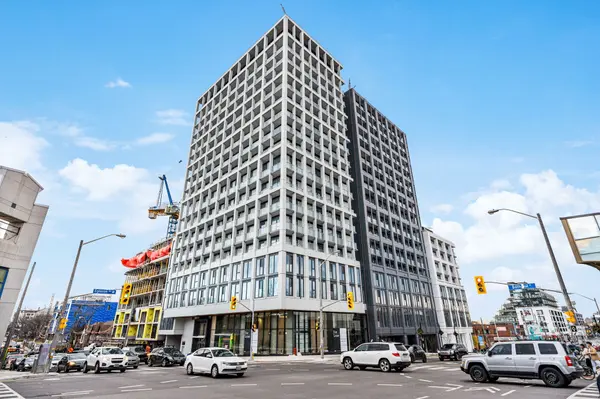 2020 Bathurst ST #1202, Toronto C03, ON M5P 0A6