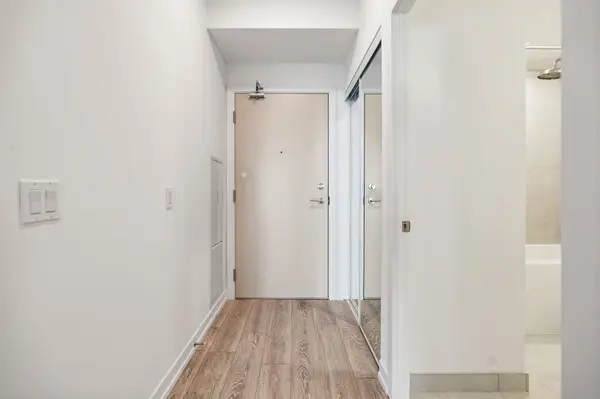 2020 Bathurst ST #1202, Toronto C03, ON M5P 0A6