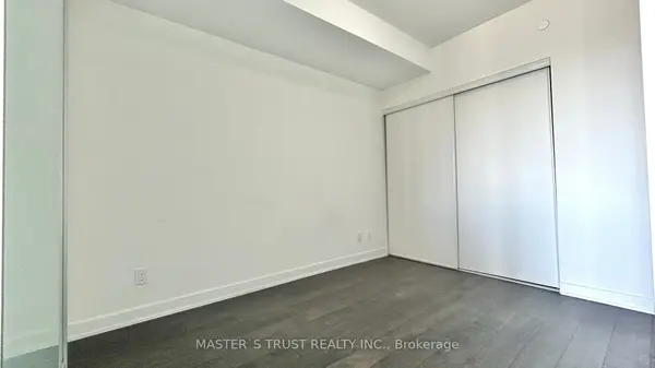 57 St Joseph ST #815, Toronto C01, ON M5S 0C5
